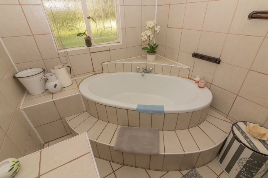 4 Bedroom Property for Sale in Wilgenhof Free State